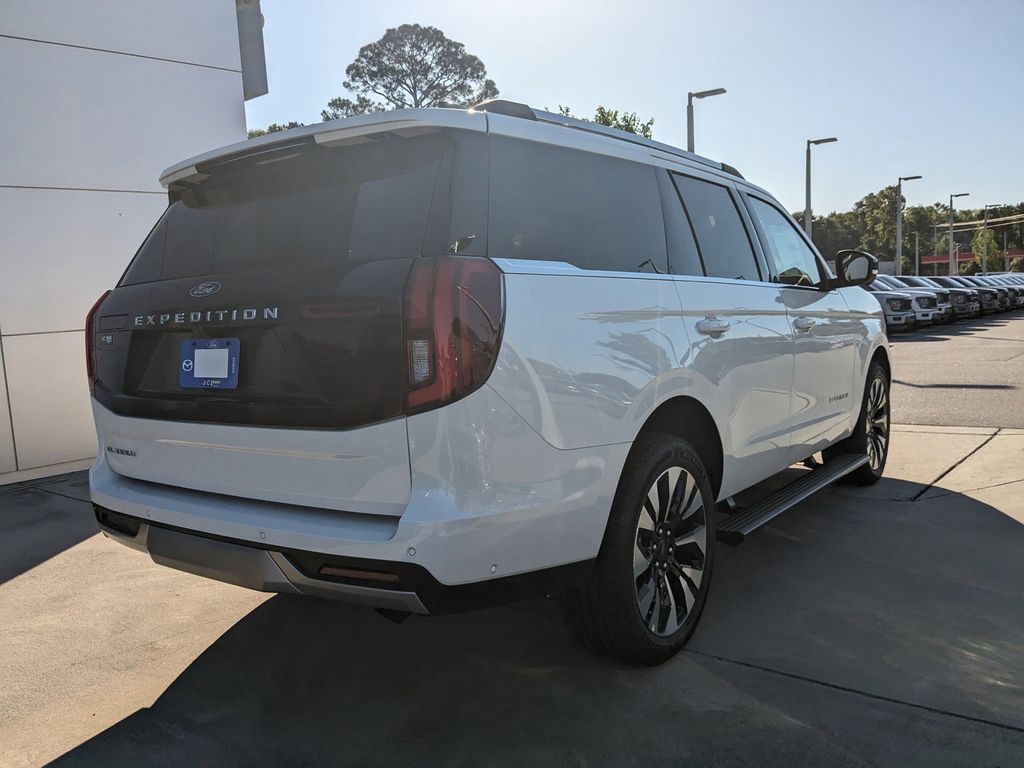 2025 Ford Expedition Platinum
