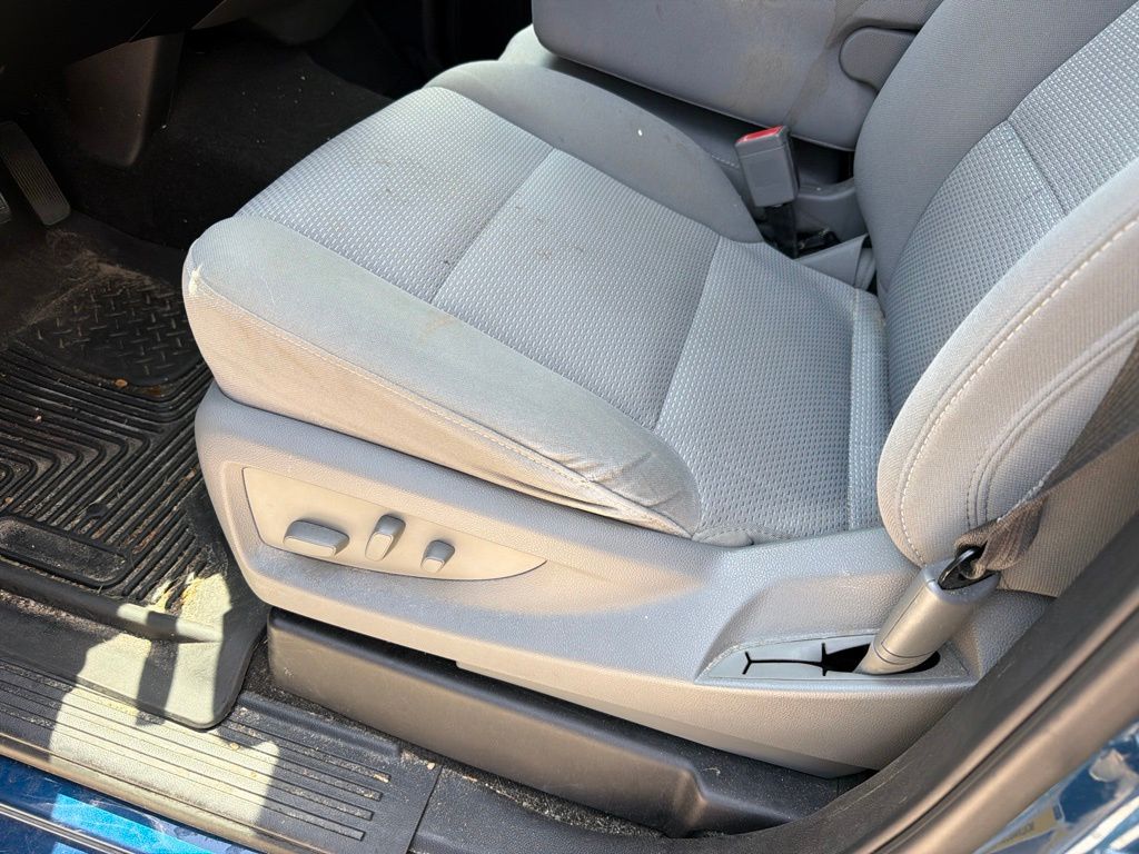 2018 Deep Ocean Blue Metallic Chevrolet Silverado 1500 LT RWD Truck