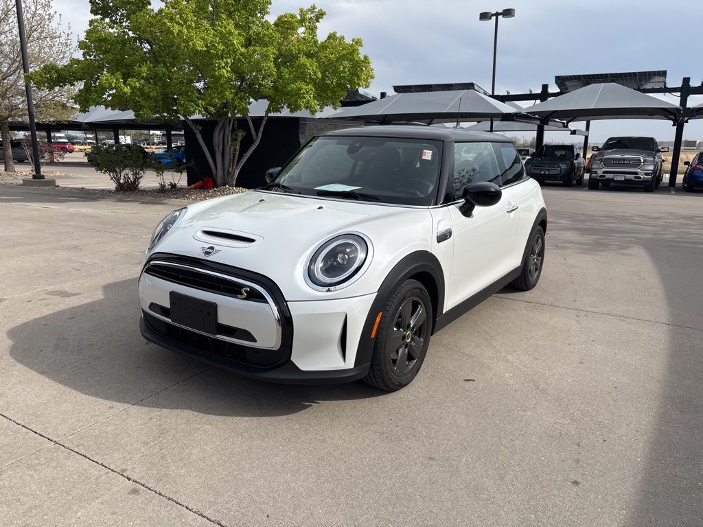 White Metallic 2024 MINI Cooper Hatchback 1-Speed Automatic