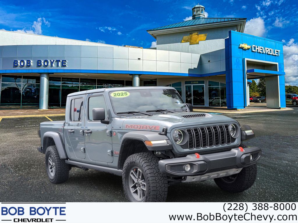 2025 Jeep Gladiator Mojave Crew Cab 4WD