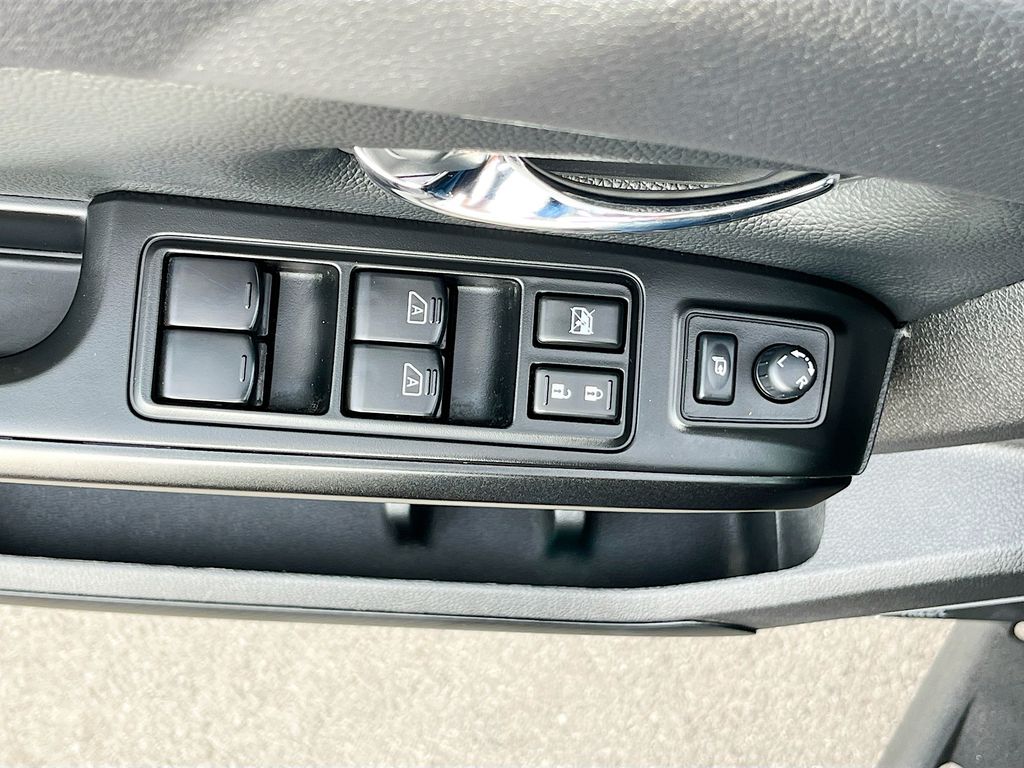Used 2024 Black Nissan PRO-4X image 18