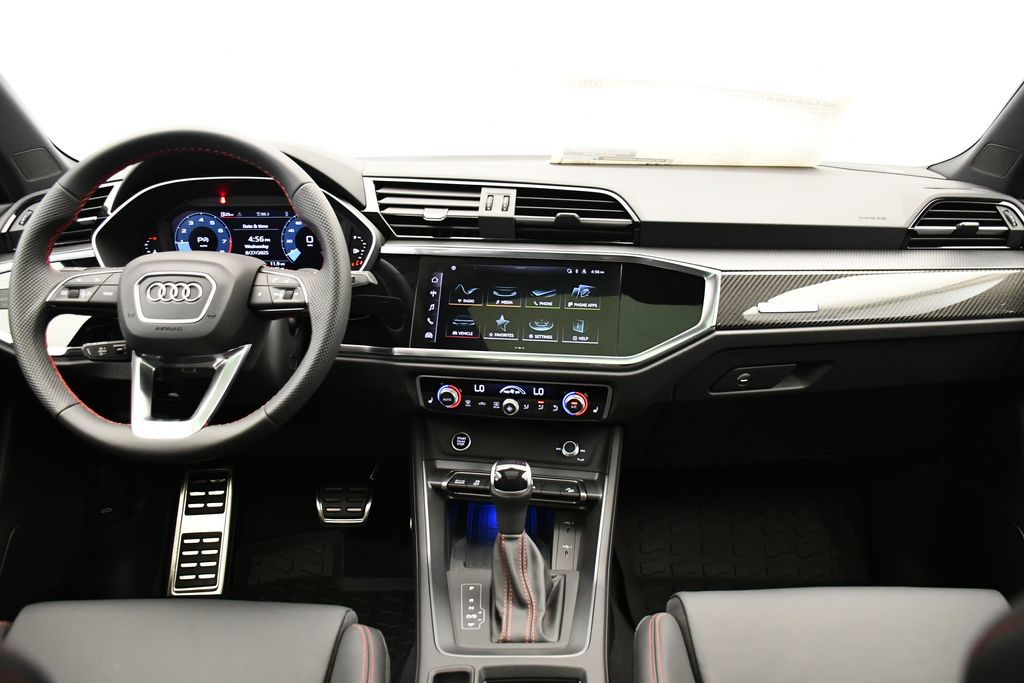 Thumbnail: 2025 Audi Q3 - 20