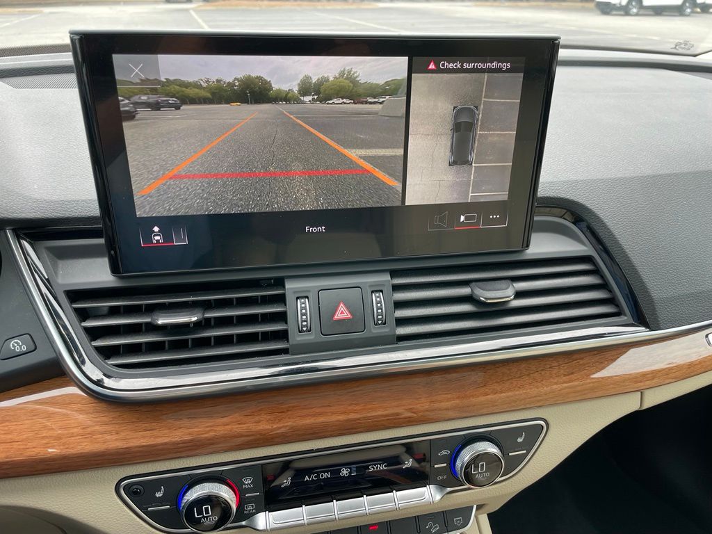 Thumbnail: 2021 Audi Q5 - 18