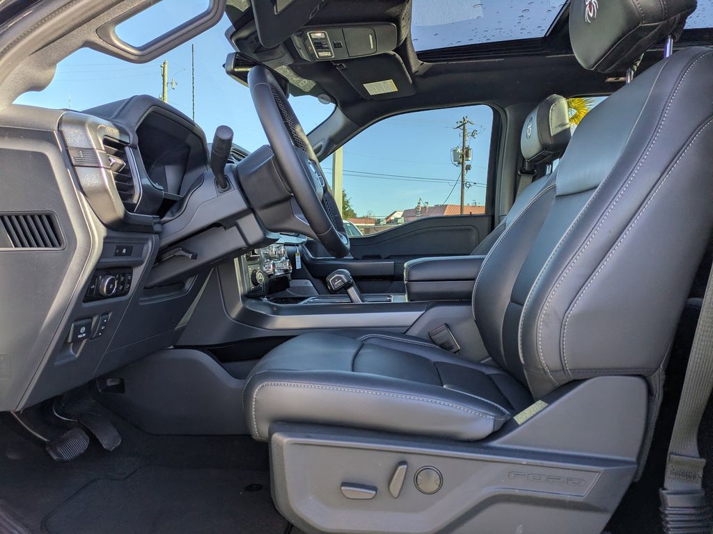 2025 Ford F-150 Black Widow