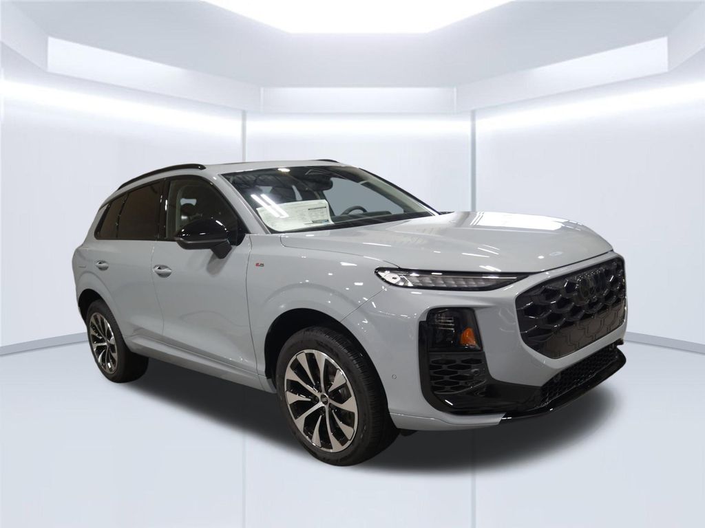 Thumbnail: 2026 Audi Q3 - 7