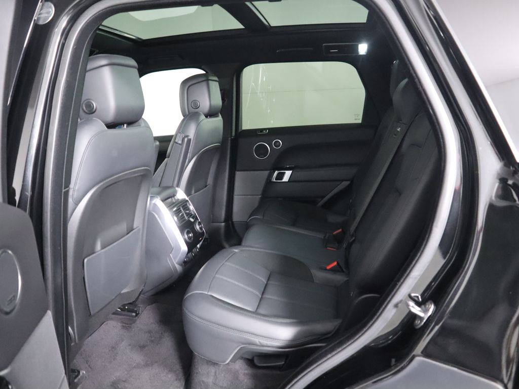 Thumbnail: 2021 Land Rover Range Rover Sport - 22