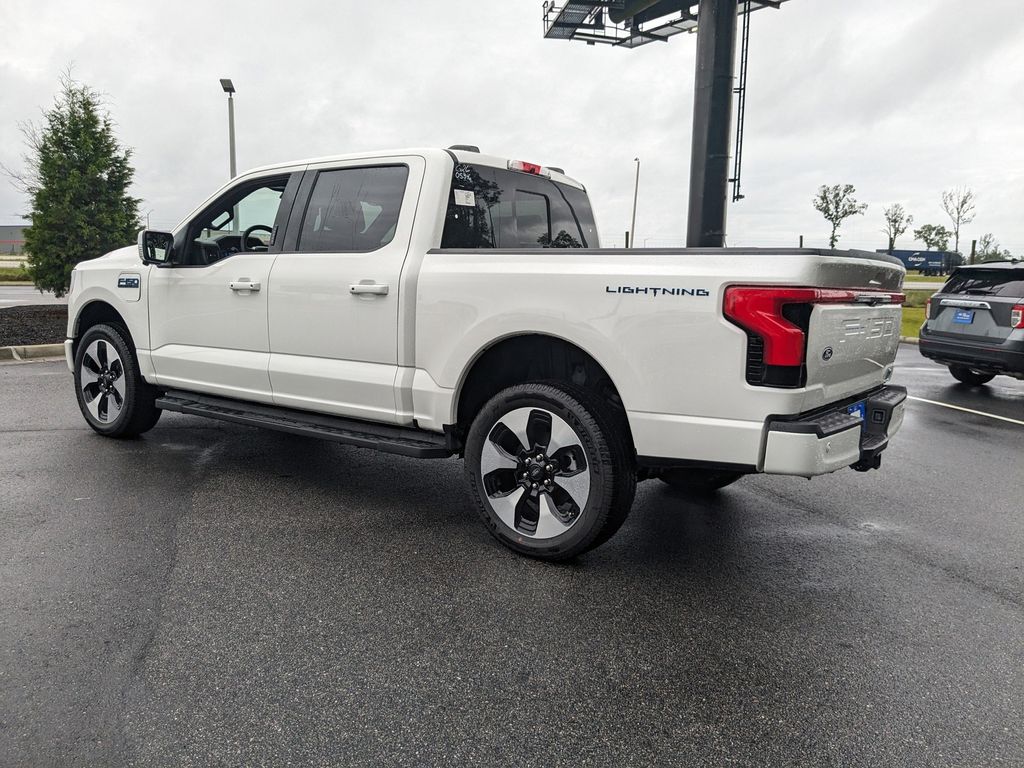 2025 Ford F-150 Lightning Platinum