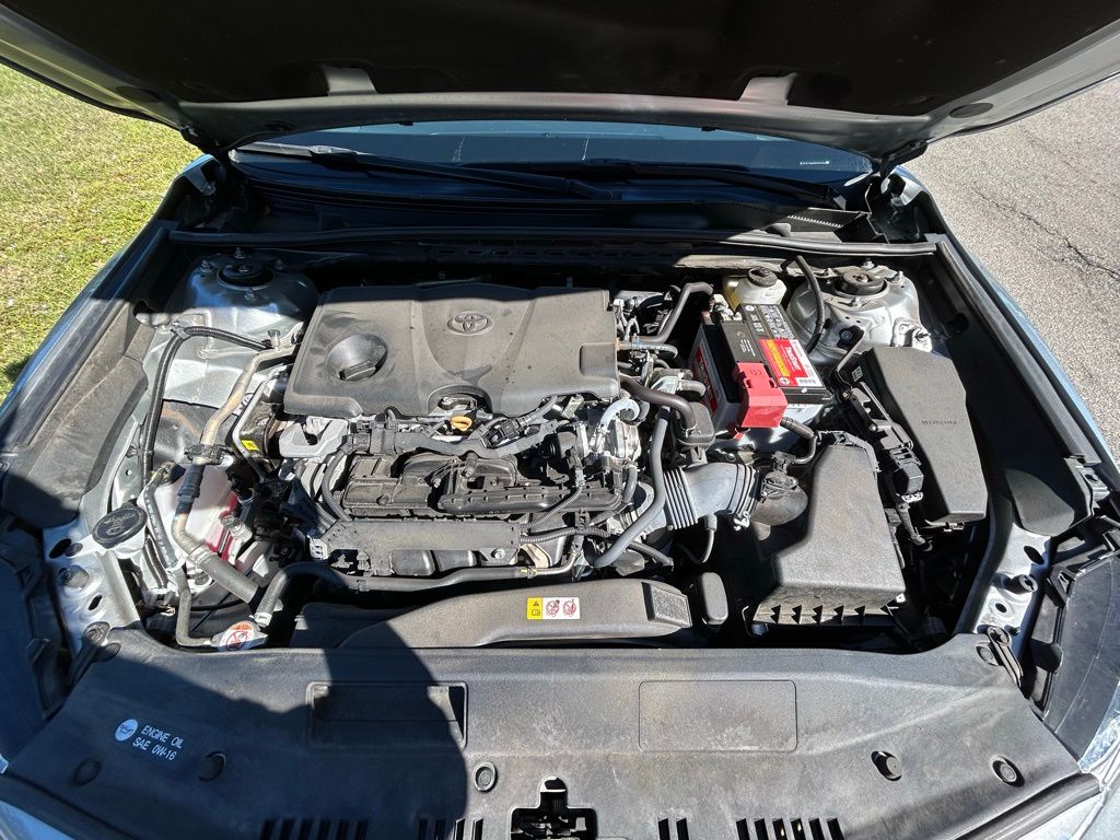 Thumbnail: 2023 Toyota Camry - 10