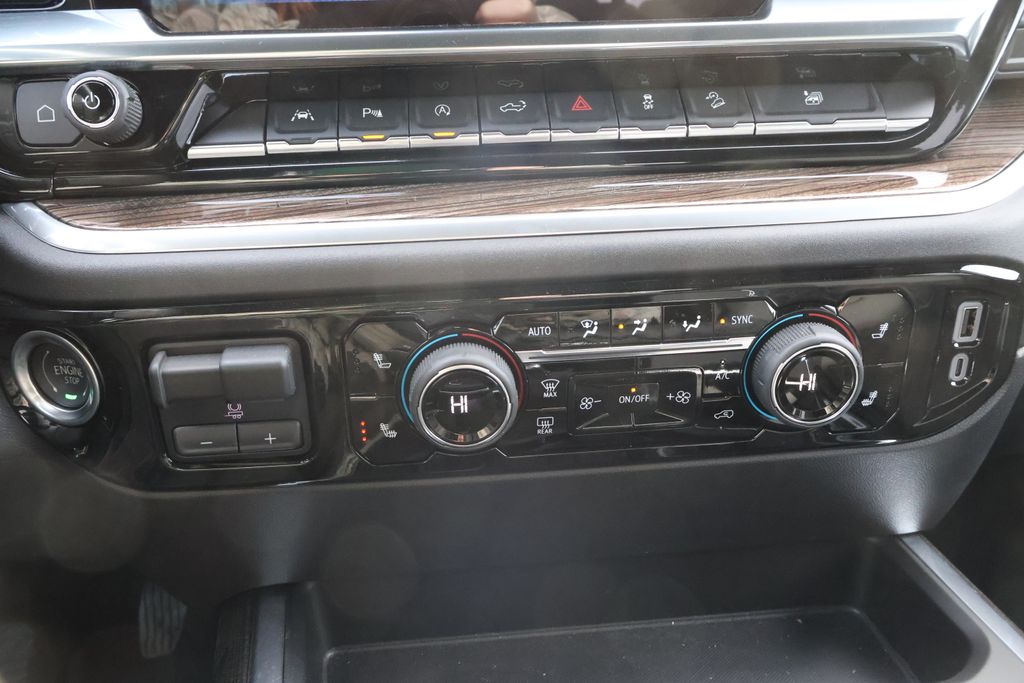 Thumbnail: 2024 Chevrolet Silverado 1500 - 27