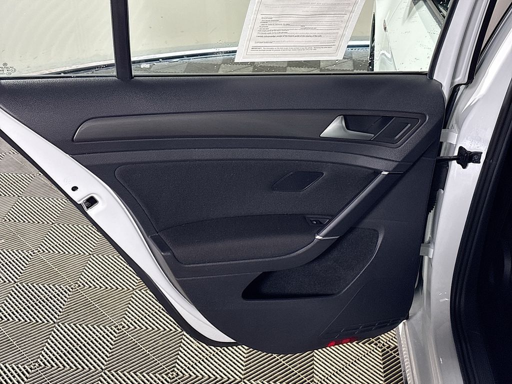 2021 Volkswagen Golf GTI 2.0T S