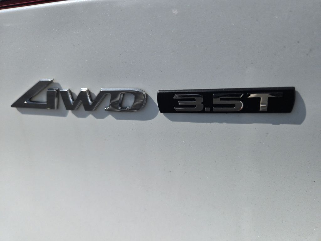 Thumbnail: 2026 Genesis GV70 - 12