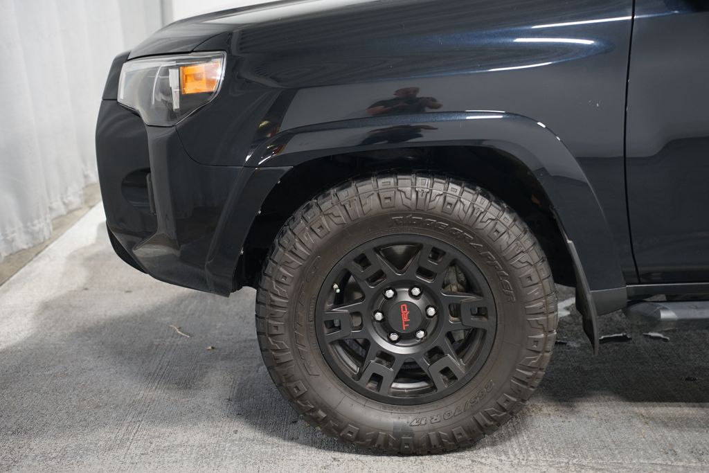 Thumbnail: 2022 Toyota 4Runner - 5