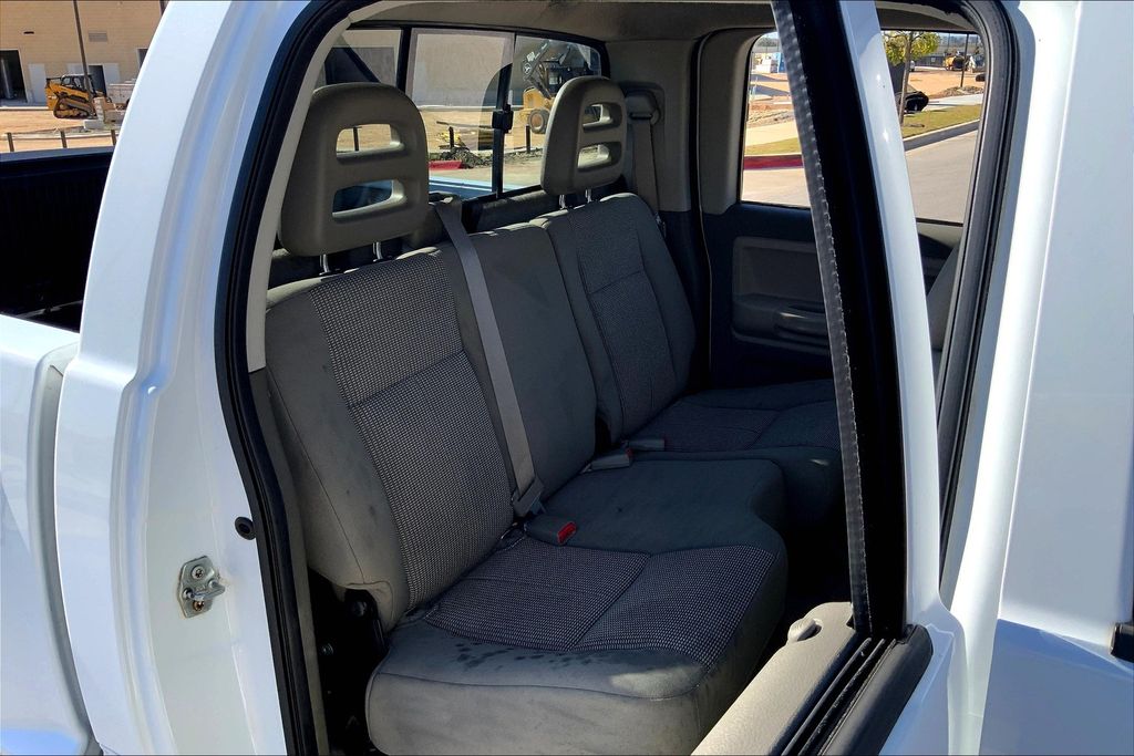 2007 Dodge Dakota SLT 25