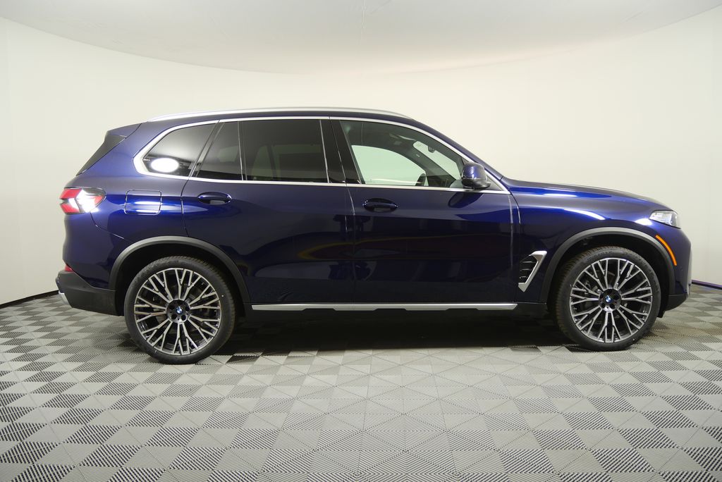 Thumbnail: 2026 BMW X5 - 2