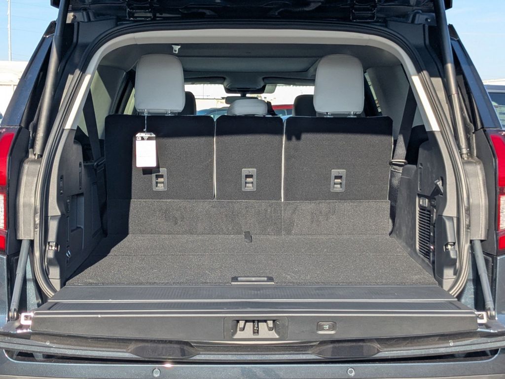 2025 Ford Expedition Platinum MAX