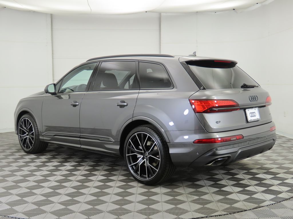 Thumbnail: 2025 Audi Q7 - 7