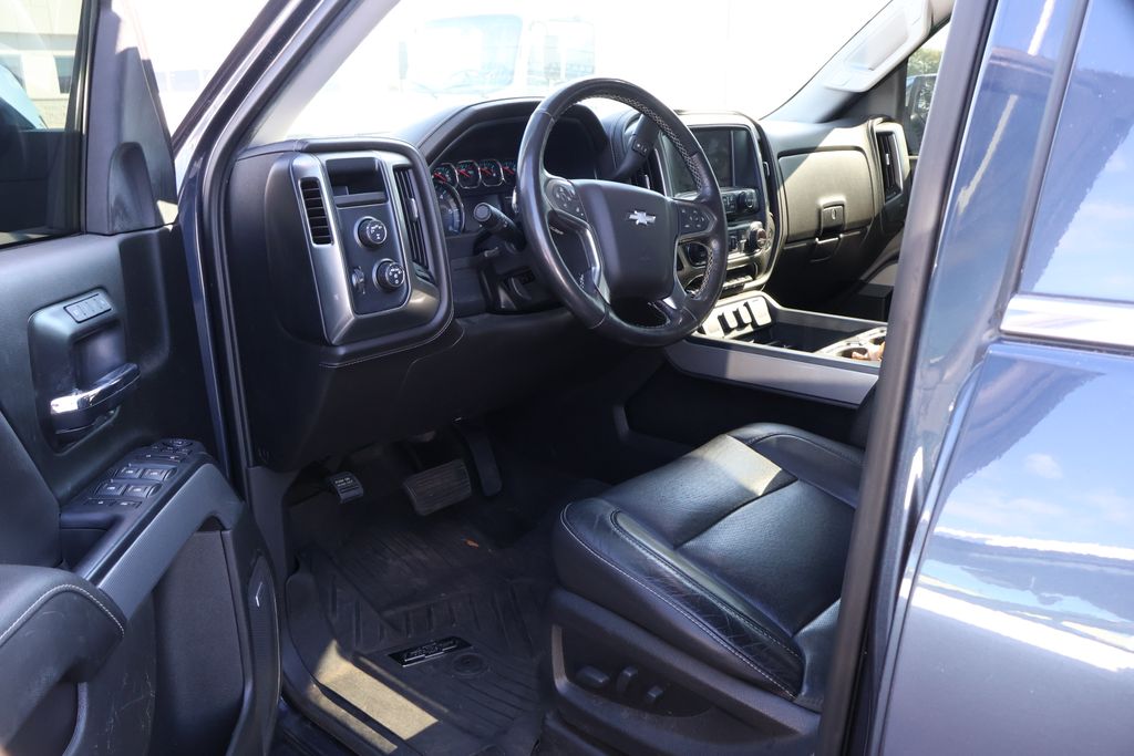 Thumbnail: 2018 Chevrolet Silverado 1500 - 12