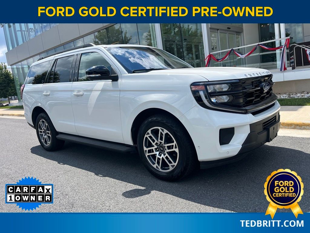 White Metallic 2025 Ford Expedition SUV / Crossover Four-Wheel Drive Automatic