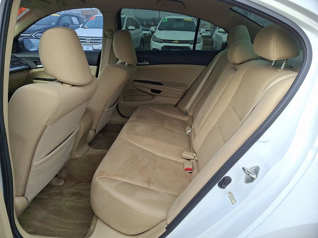 Thumbnail: 2012 Honda Accord - 10