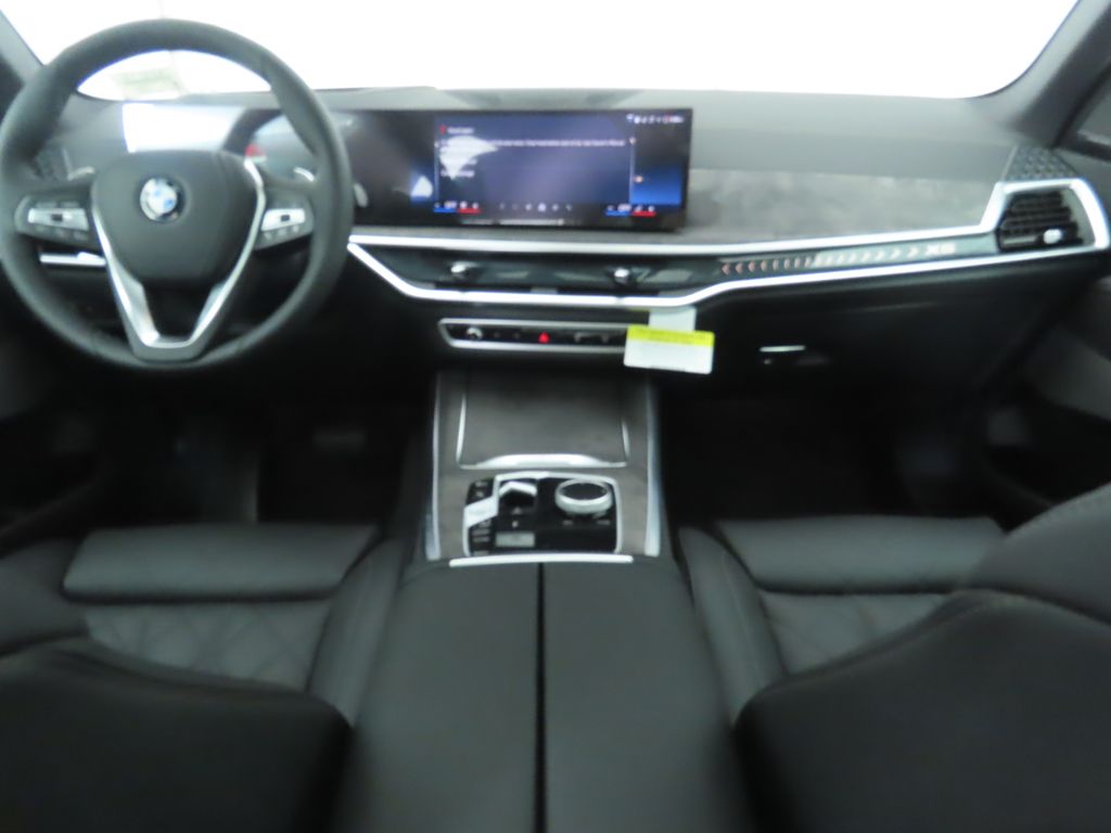 Thumbnail: 2026 BMW X5 - 14