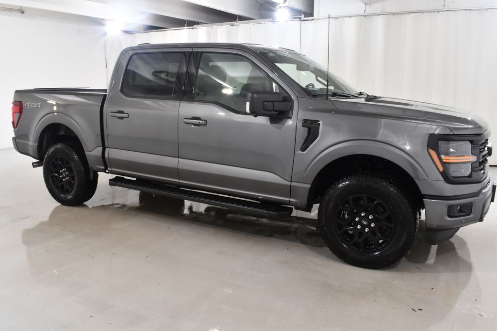 New 2026 Gray Ford XLT image 5