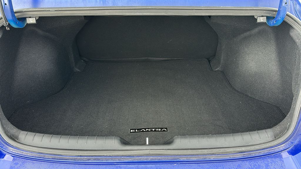 2023 Hyundai Elantra SEL Blue at Victoria Chrysler Dodge Jeep Ram