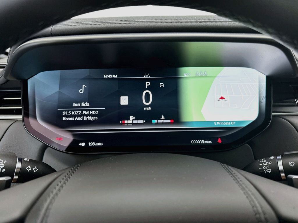 New 2026 Black Land Rover SE image 30