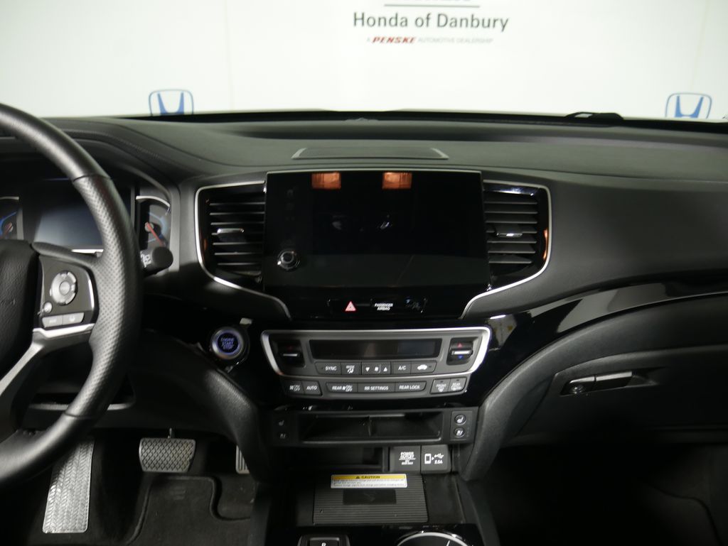 Thumbnail: 2020 Honda Passport - 13
