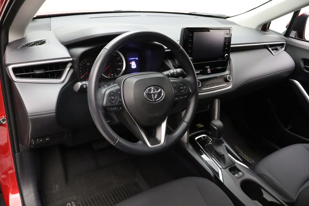 2022 Toyota Corolla Cross LE 15