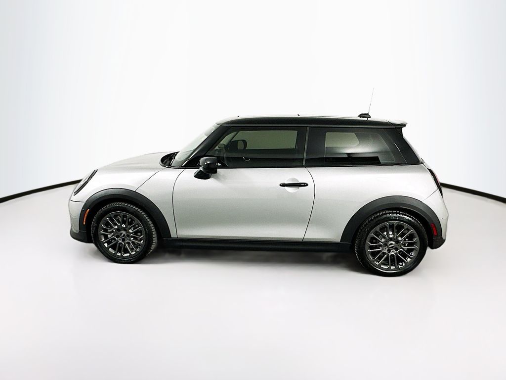 2025 MINI Cooper S 8