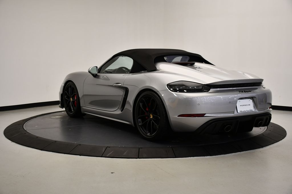 Thumbnail: 2021 Porsche  - 3