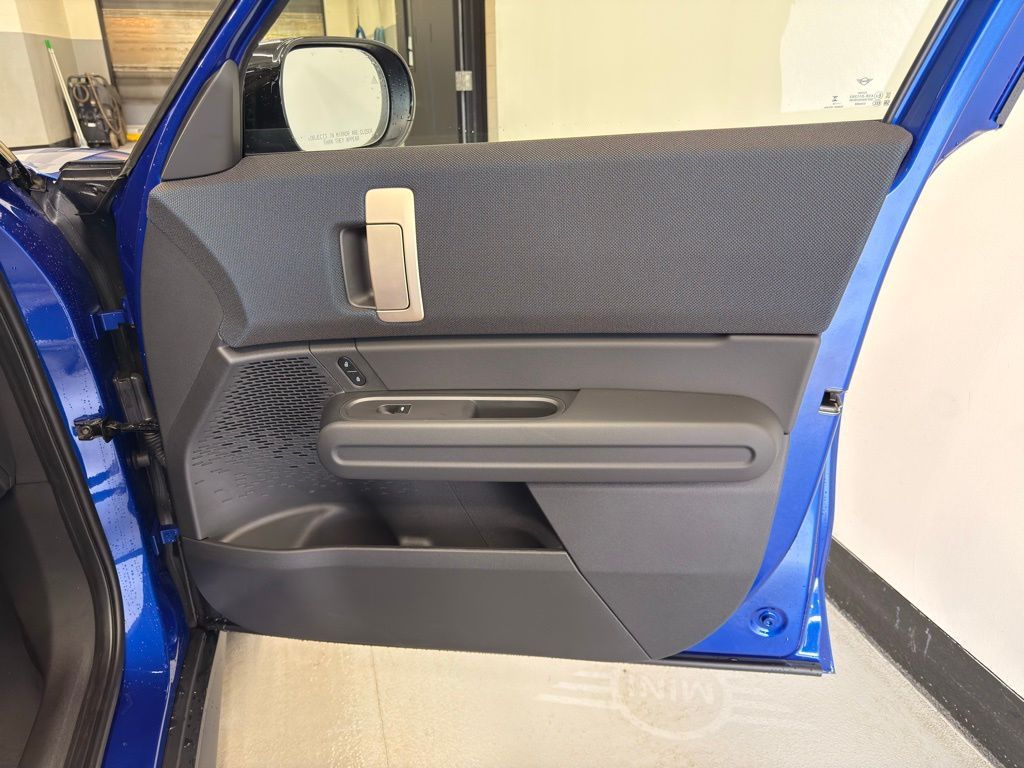 Thumbnail: 2025 MINI Cooper Countryman - 27