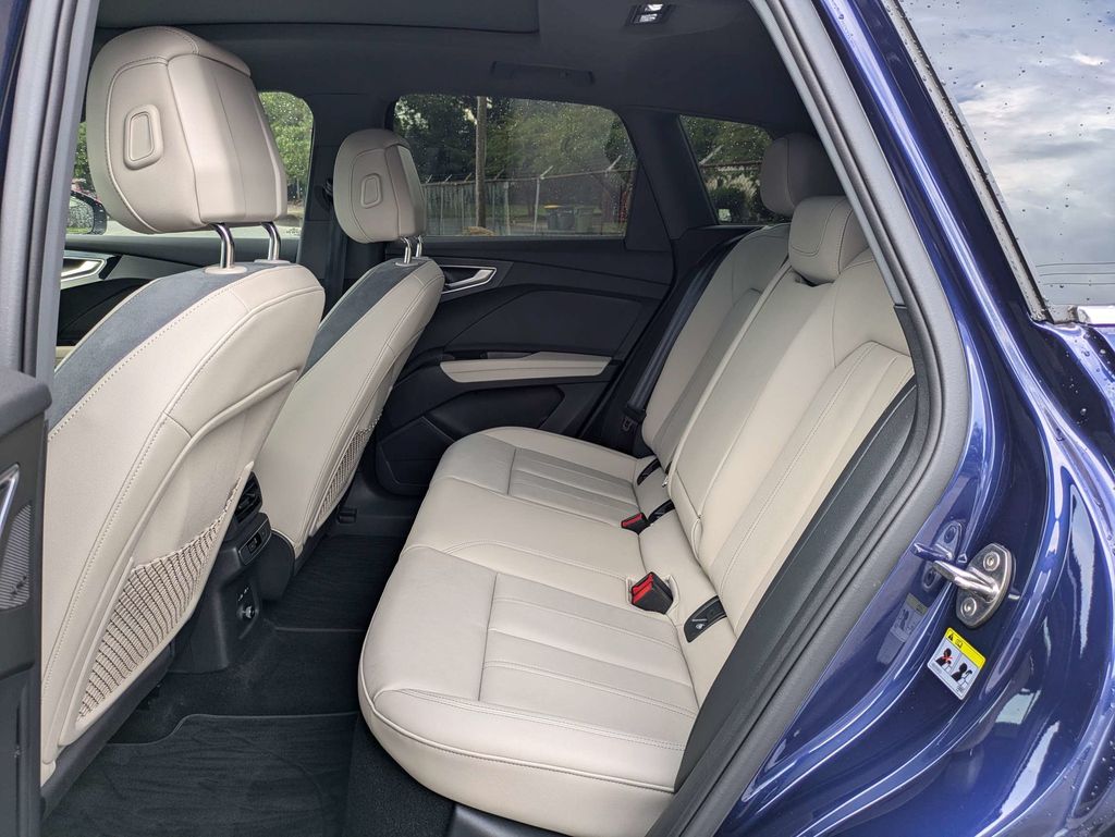 2025 Audi Q4 e-tron Prestige 55 quattro