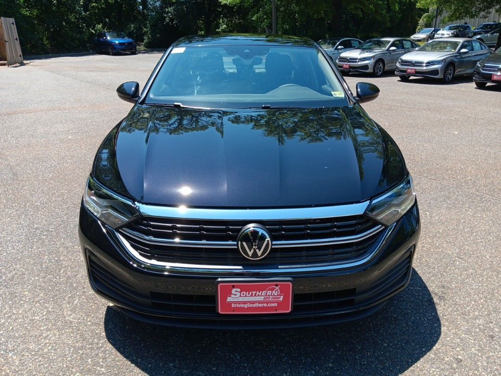 2024 Volkswagen Jetta 1.5T SE 8