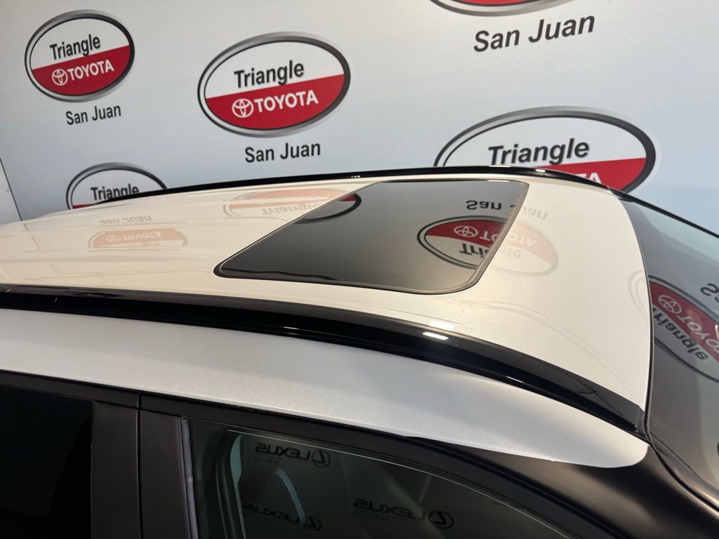 Thumbnail: 2025 Toyota Highlander - 9