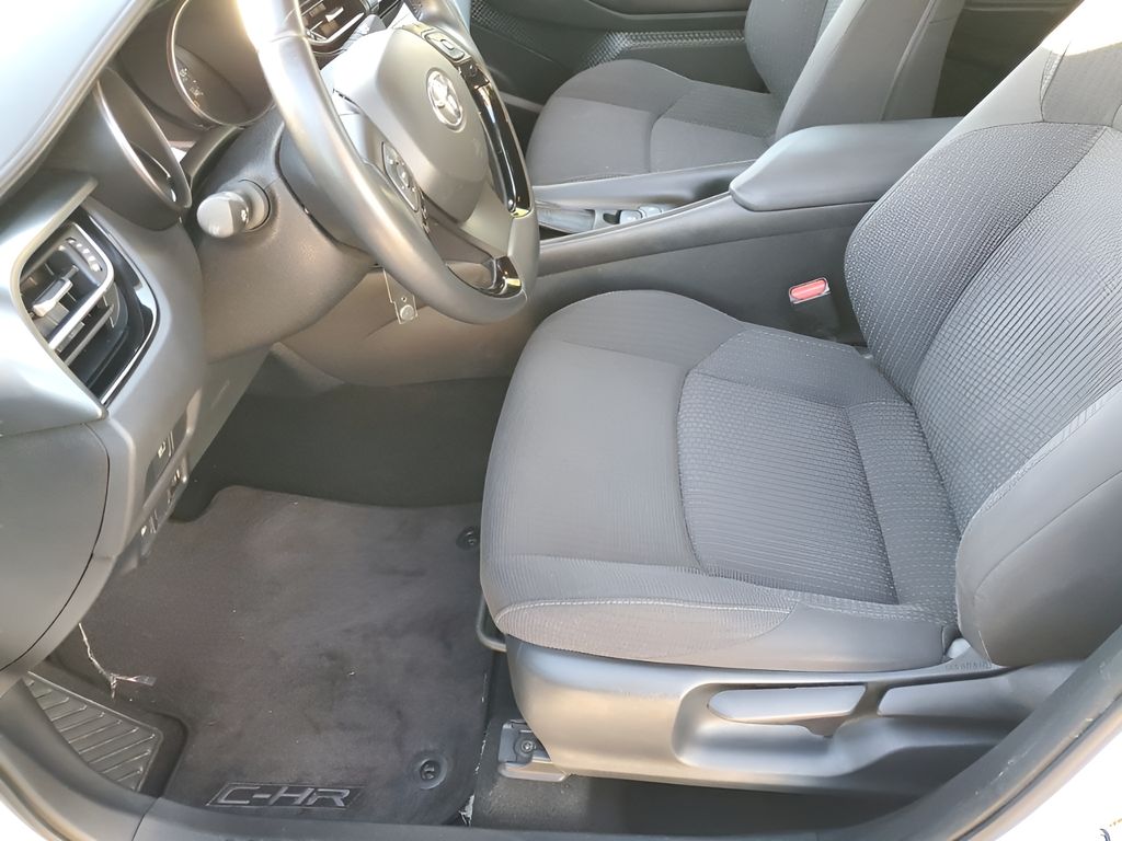 Used Car 2018 Toyota C-hr  Xle For Sale Under $15,000 In Austin, Texas