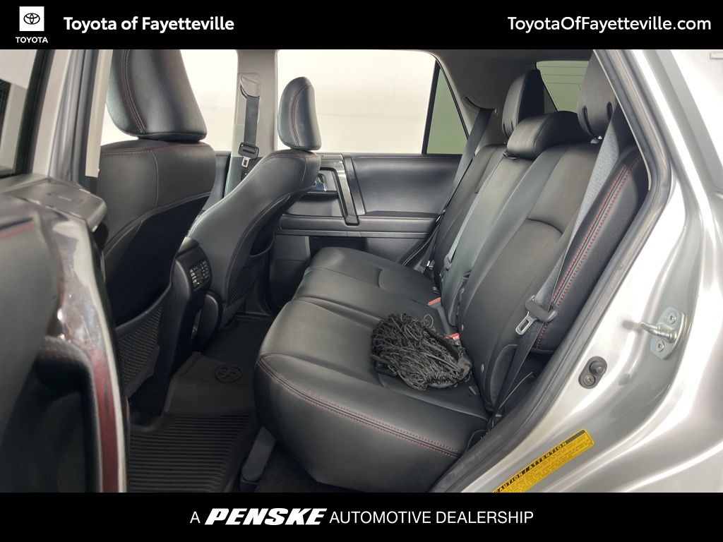 Thumbnail: 2021 Toyota 4Runner - 22