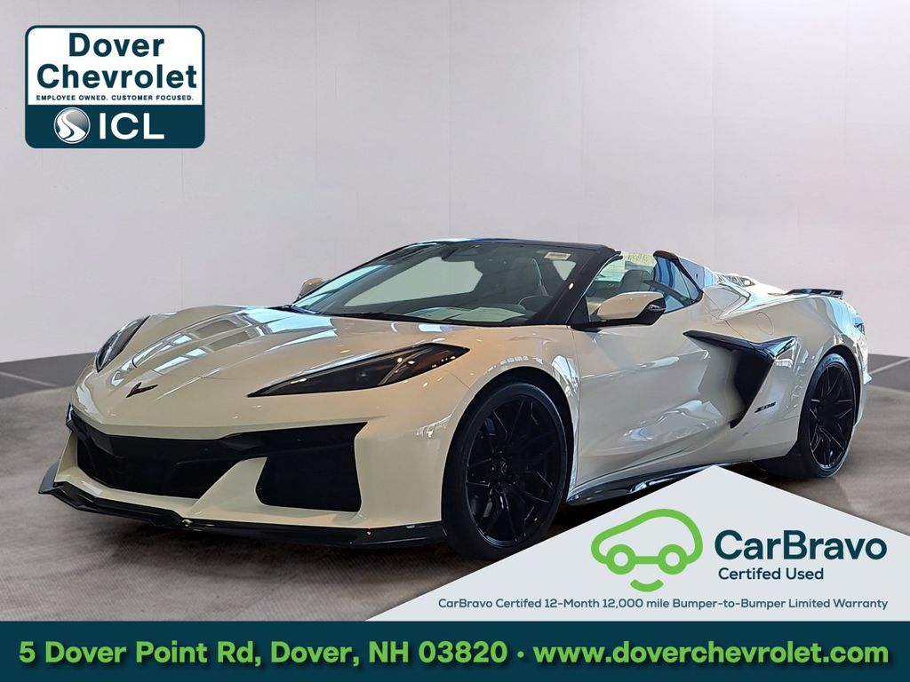 Arctic White 2024 Chevrolet Corvette Convertible Rear-Wheel Drive 8-Speed Dual Clutch