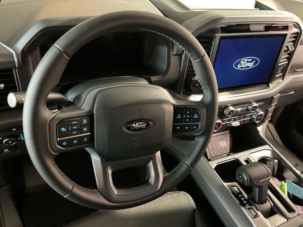 New 2025 Silver Ford XLT image 18