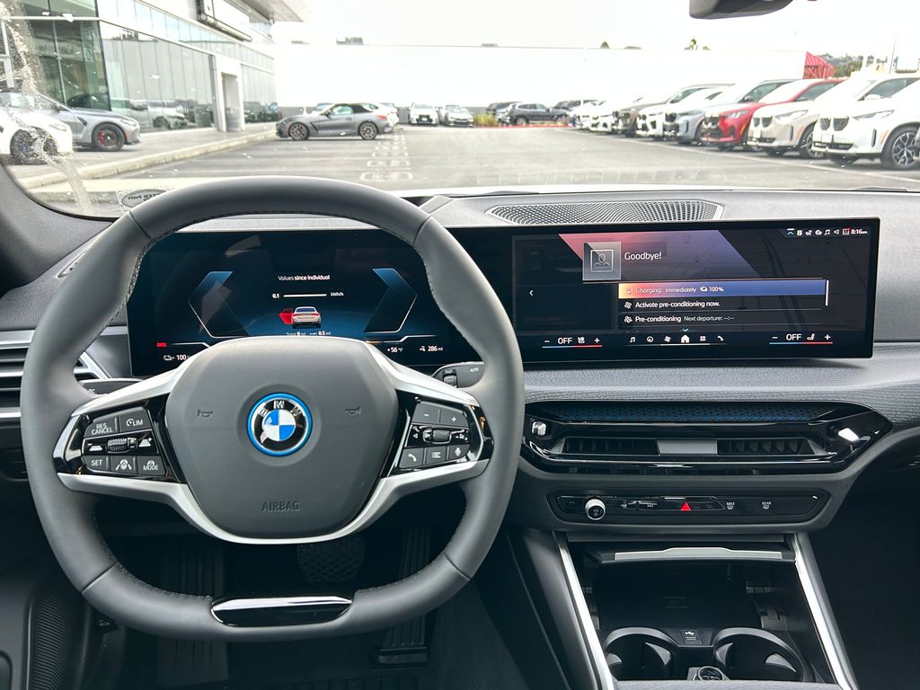 2025 BMW i4 xDrive40 18