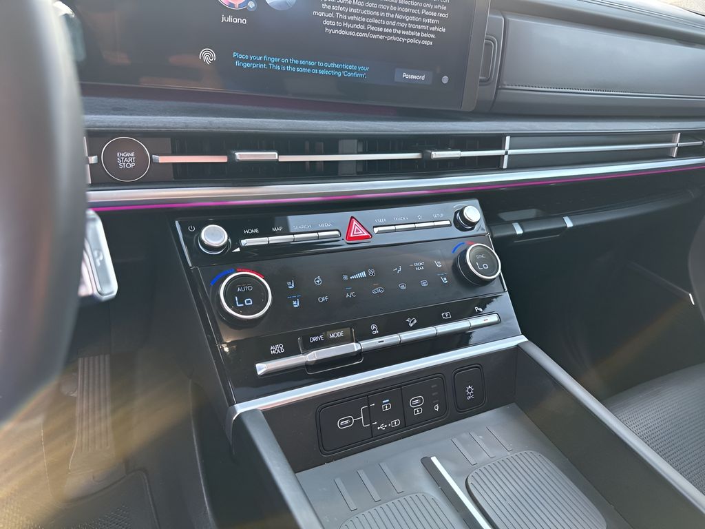 Used Car 2024 Hyundai Santa Fe  Limited For Sale Under $35,000 In Austin, Texas