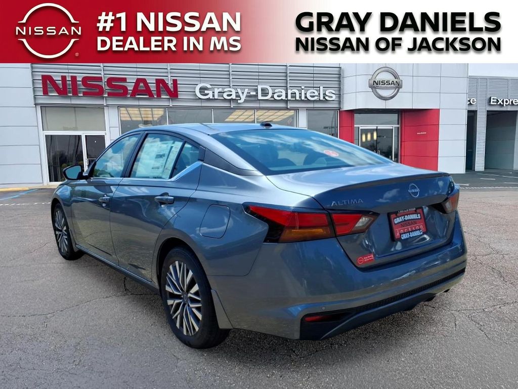 New 2026 Nissan Altima Sedan