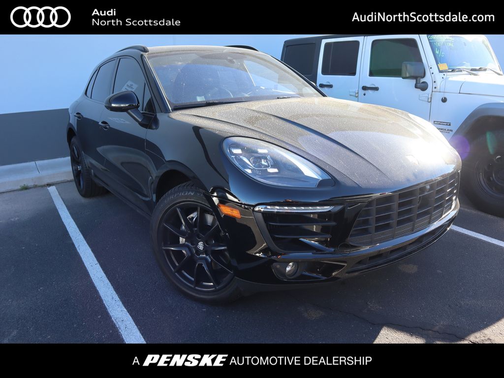 Thumbnail: 2018 Porsche Macan - 1