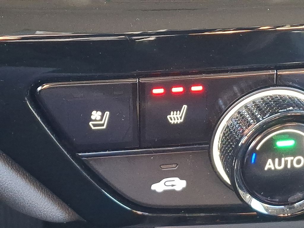 Thumbnail: 2025 Honda Accord - 27