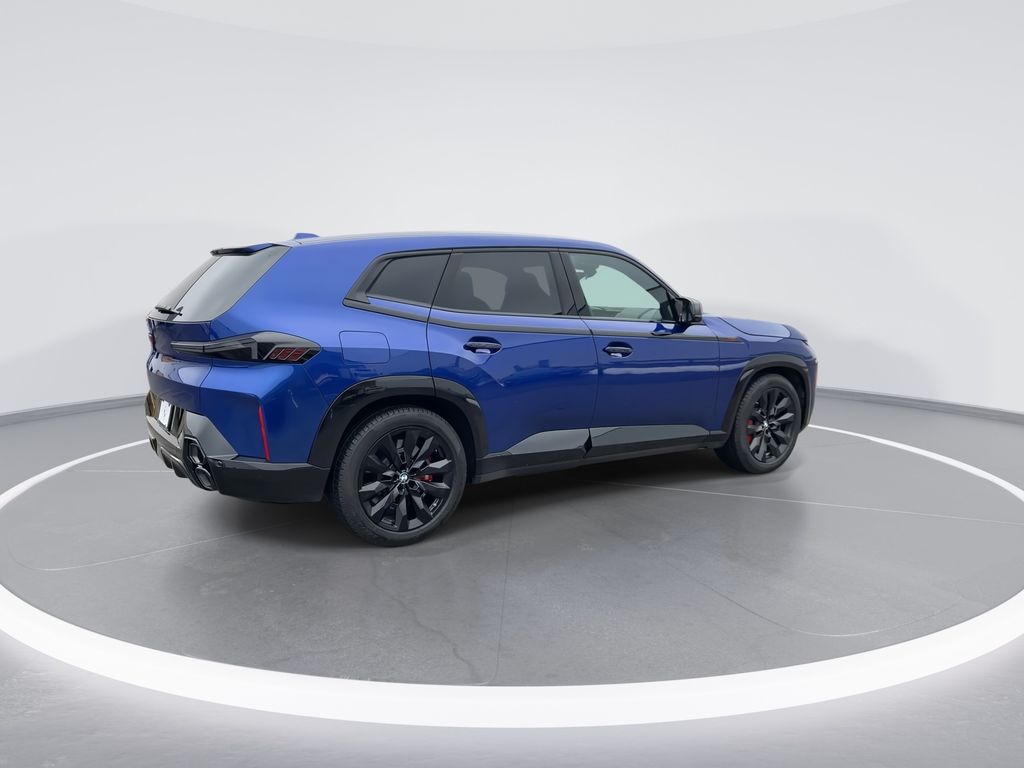 Thumbnail: 2026 BMW XM - 8