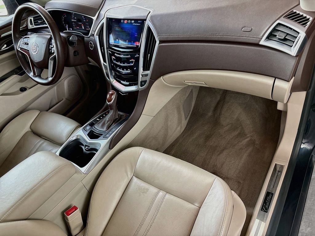 Thumbnail: 2015 Cadillac SRX - 17