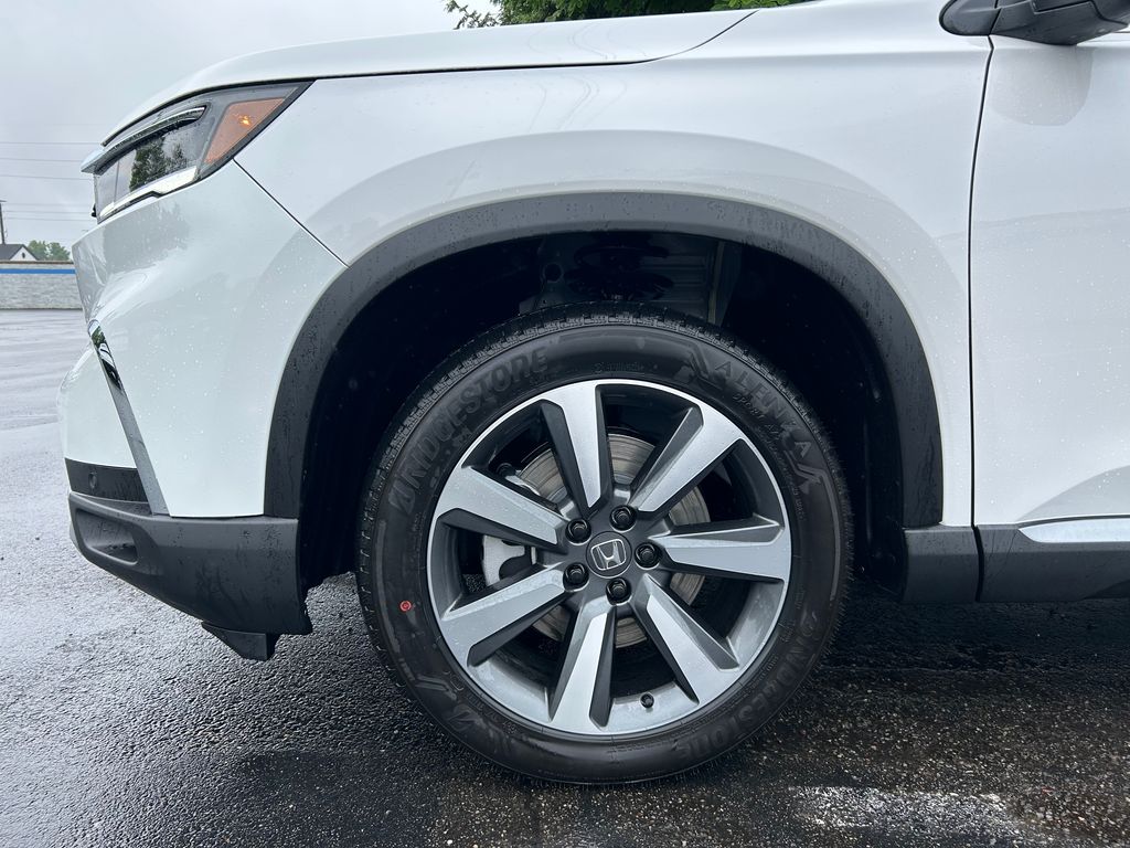 Thumbnail: 2025 Honda Pilot - 10