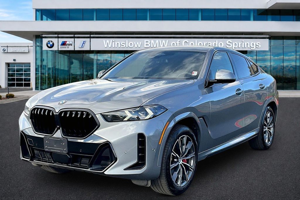 2025 BMW X6 xDrive40i