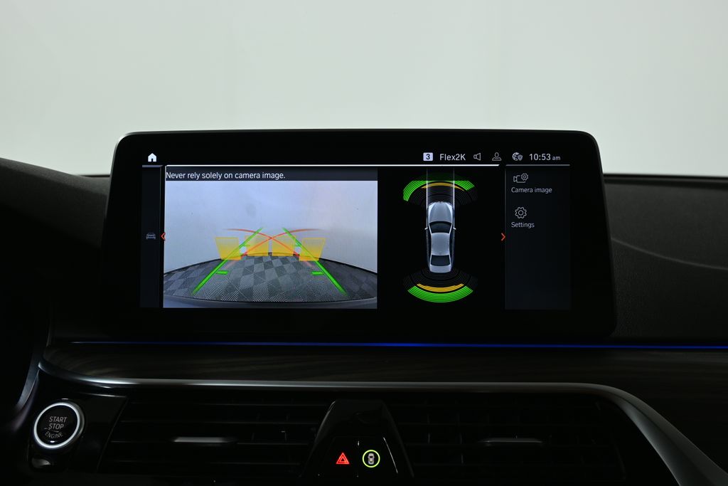 Thumbnail: 2022 BMW 5 Series - 23