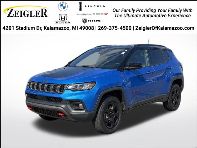 Laser Blue Pearlcoat 2023 Jeep Compass SUV / Crossover Four-Wheel Drive 8-Speed Automatic